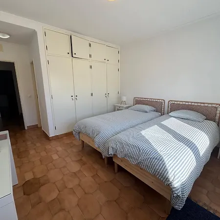 Surf & Sunset House بيت ضيافة 3*