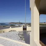 Guest house Surf & Sunset House Peniche