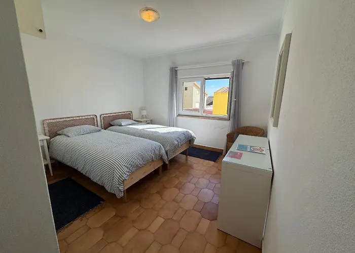 Surf & Sunset House Пениши